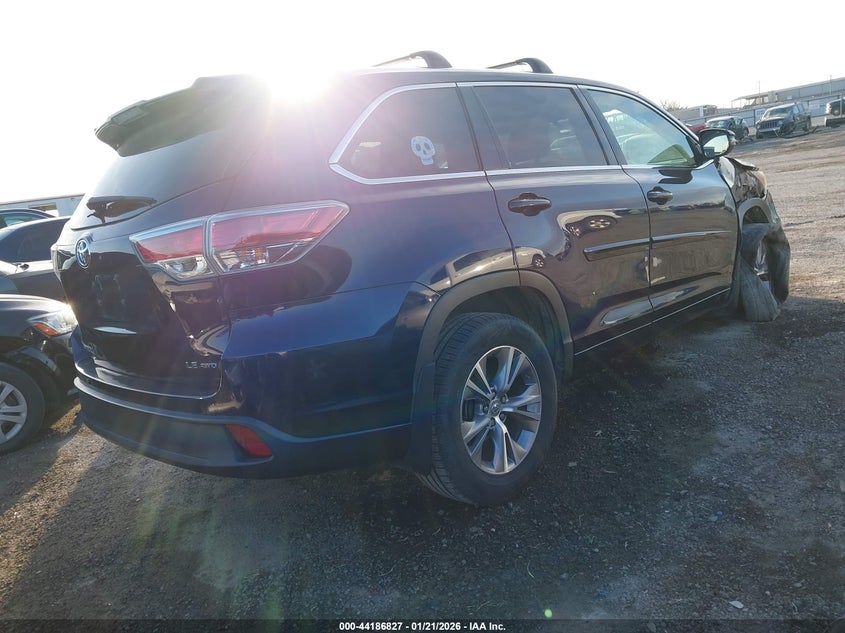 2015 Toyota Highlander Le Plus V6