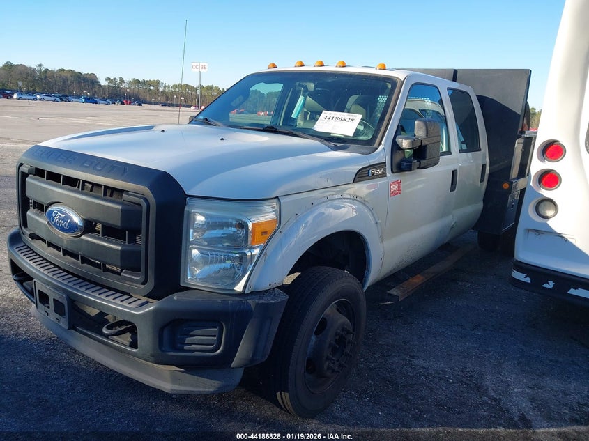 2011 Ford F-550 Chassis Xl