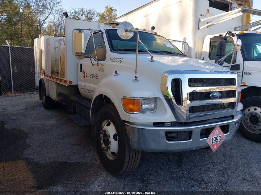 2012 Ford F-750 Xl/Xlt