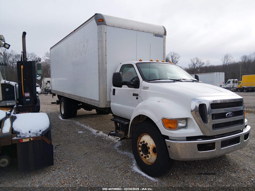 2013 Ford F-650 Gas Xl/Xlt