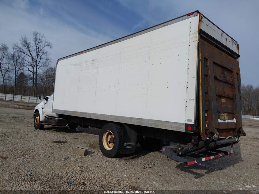 2013 Ford F-650 Gas Xl/Xlt