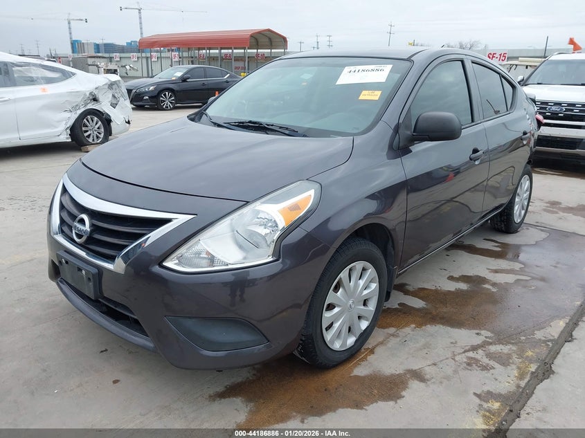 2015 Nissan Versa 1.6 S+