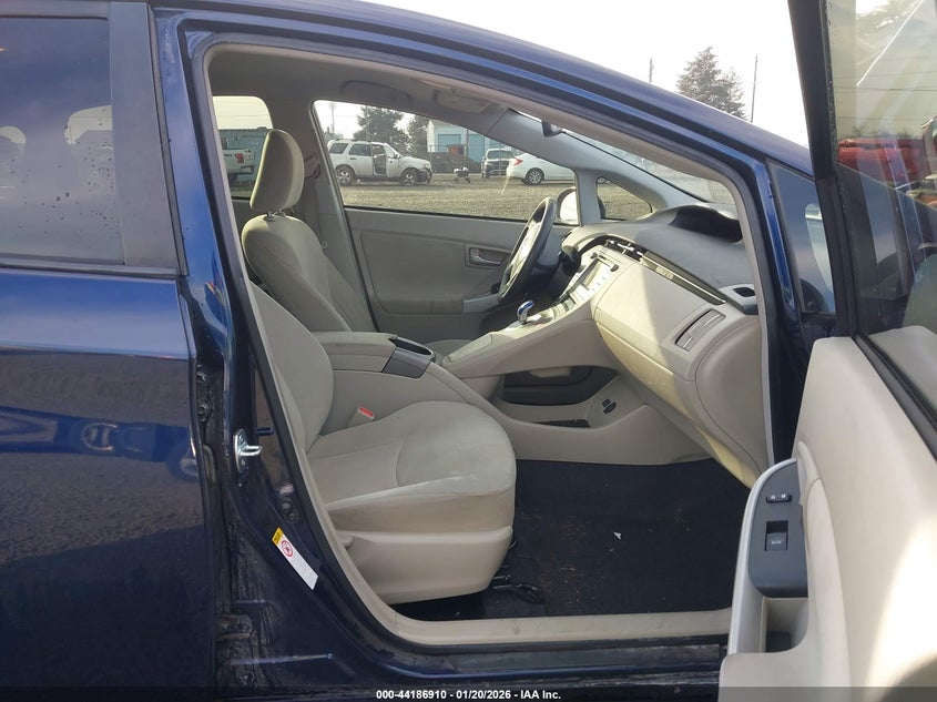 2014 Toyota Prius Two