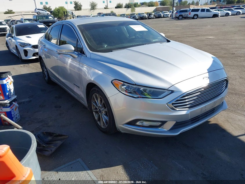 FORD FUSION HYBRID SE