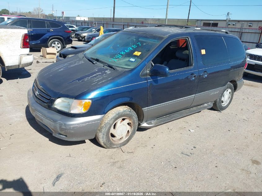 2002 Toyota Sienna Xle