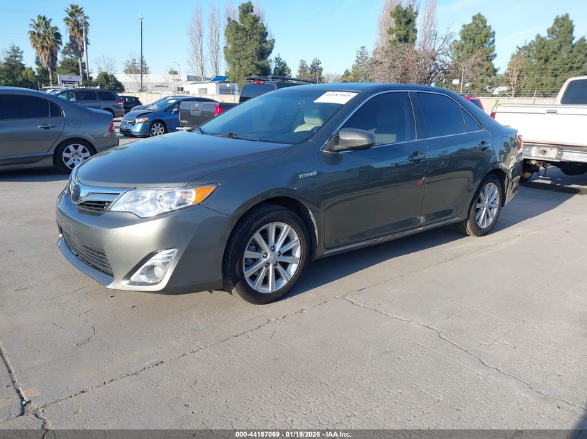2012 Toyota Camry Hybrid Xle
