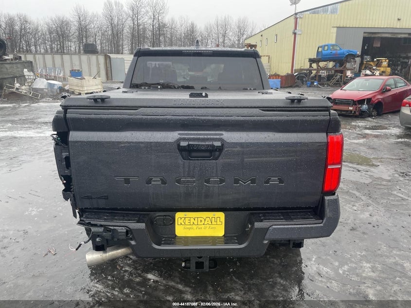 VIN 3TMLB5JN7SM189096 2025 TOYOTA TACOMA TRD OFF ROAD