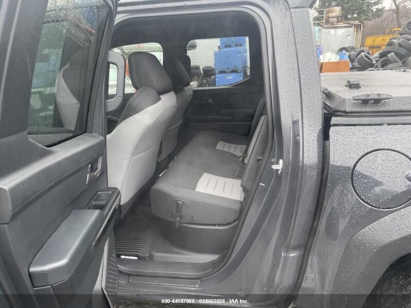 VIN 3TMLB5JN7SM189096 2025 TOYOTA TACOMA TRD OFF ROAD