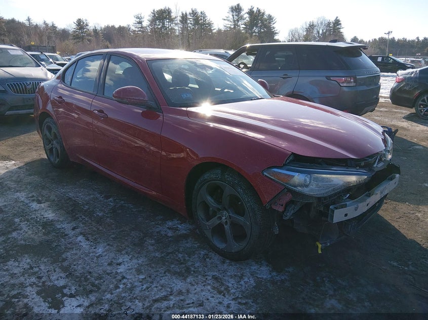 2018 Alfa Romeo Giulia Ti Sport Awd