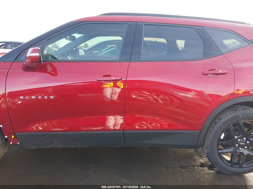VIN 3GNKBDR40RS188113 2024 CHEVROLET BLAZER FWD 3LT