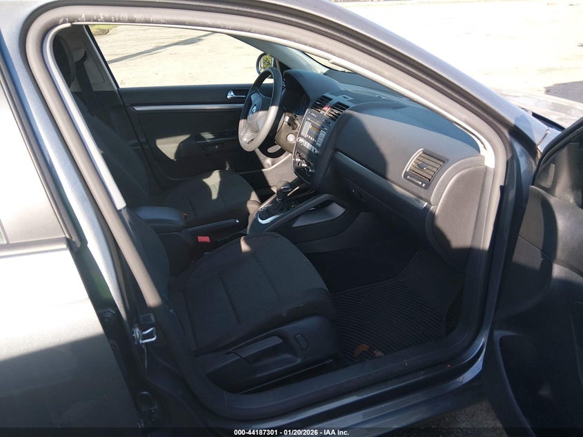 2010 Volkswagen Jetta S