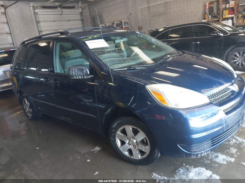 2005 Toyota Sienna Le