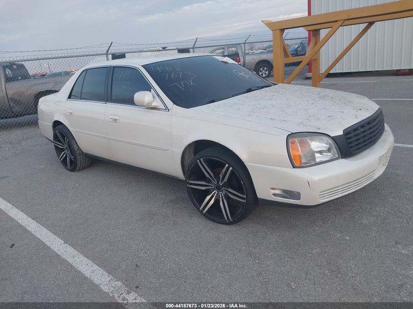 1G6KD54YXYU213023 2000 Cadillac Deville Standard auction photo 1
