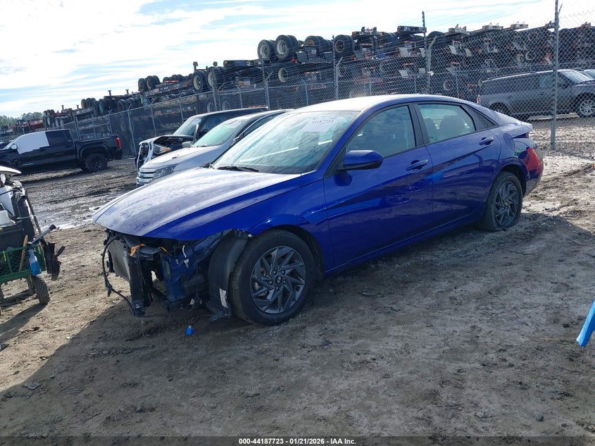 2024 Hyundai Elantra Sel