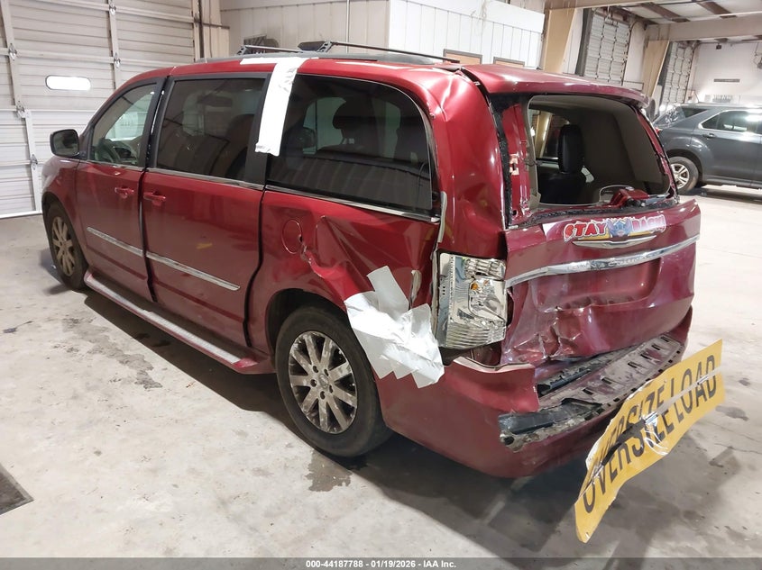 Vin: 2c4rc1bg0dr508396, lot: 44683789, chrysler town & country touring 20133