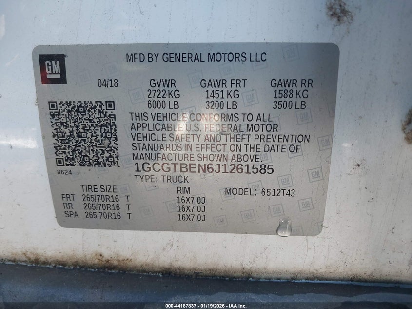 VIN 1GCGTBEN6J1261585 2018 CHEVROLET COLORADO WT