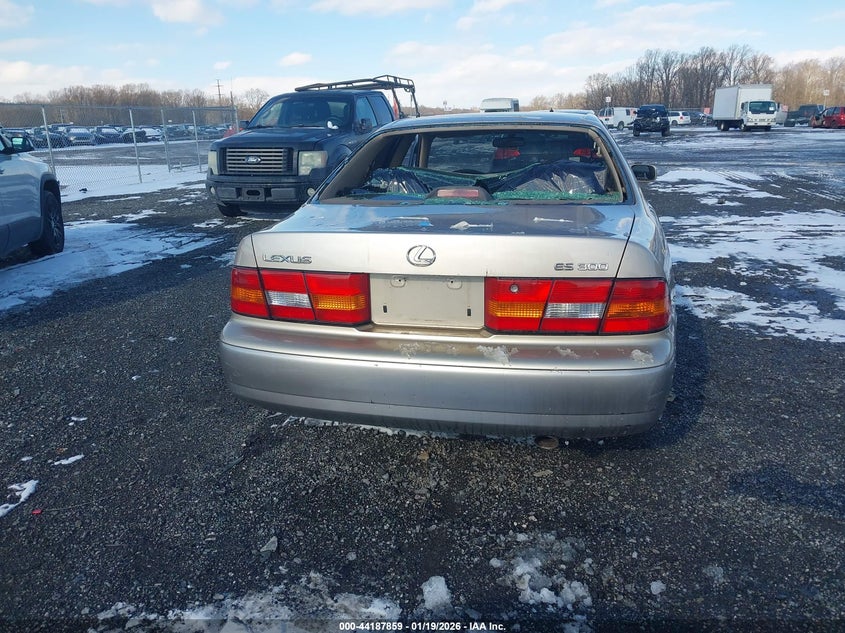 1998 Lexus Es 300 VIN: JT8BF28G7W5019420 Lot: 44187859