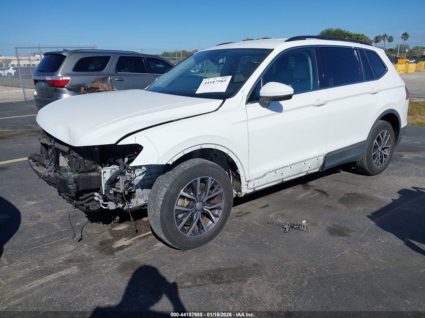 2020 Volkswagen Tiguan 2.0T Se/2.0T Se R-Line Black/2.0T Sel