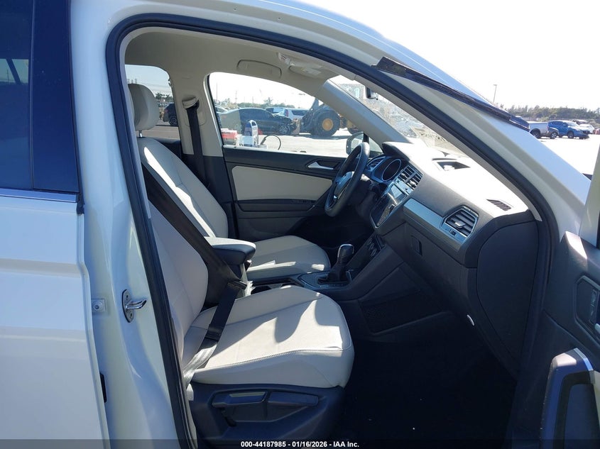 2020 Volkswagen Tiguan 2.0T Se/2.0T Se R-Line Black/2.0T Sel