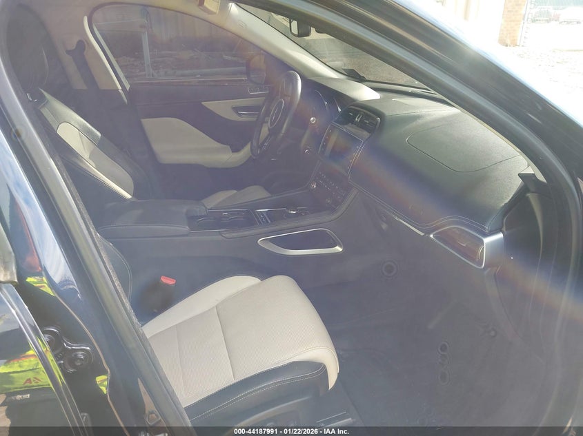 2017 Jaguar F-Pace 35T R-Sport