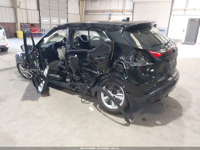 2022 Nissan Kicks S Xtronic Cvt