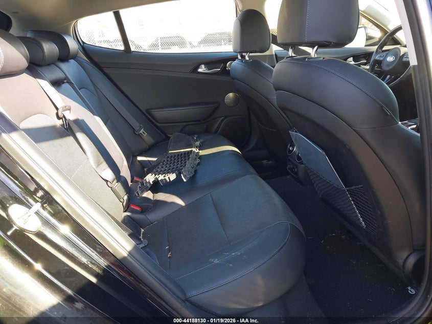 2018 Kia Stinger 2.0 Premium black Lot 111044188130 Vin KNAE25LA2J6013443