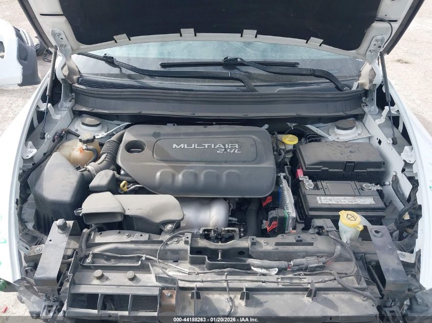 2017 Jeep Cherokee Latitude 4X4 VIN: 1C4PJMCB1HW565091 Lot: 44188263