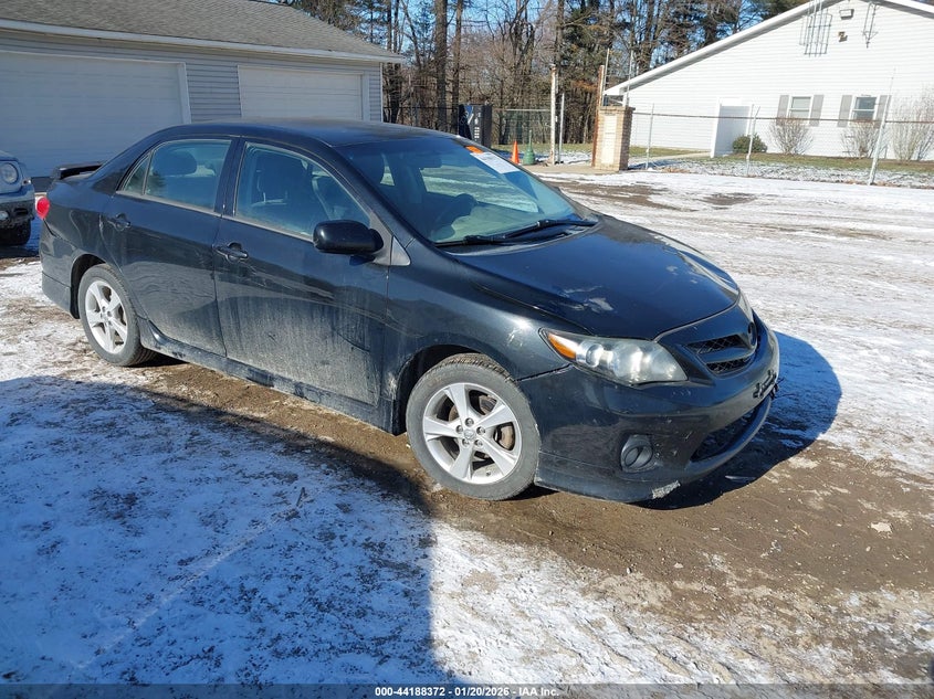 2013 TOYOTA COROLLA S