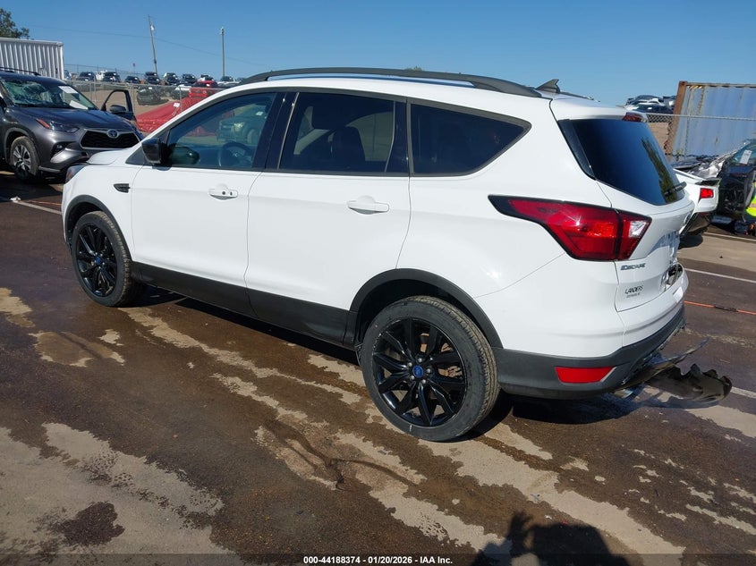 2019 Ford Escape Se