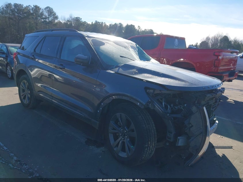 2021 Ford Explorer Xlt