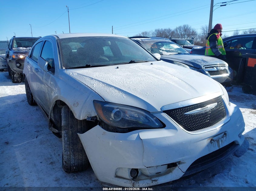 2013 Chrysler 200 Limited