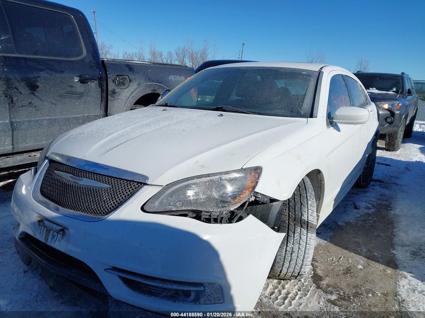 2013 Chrysler 200 Limited