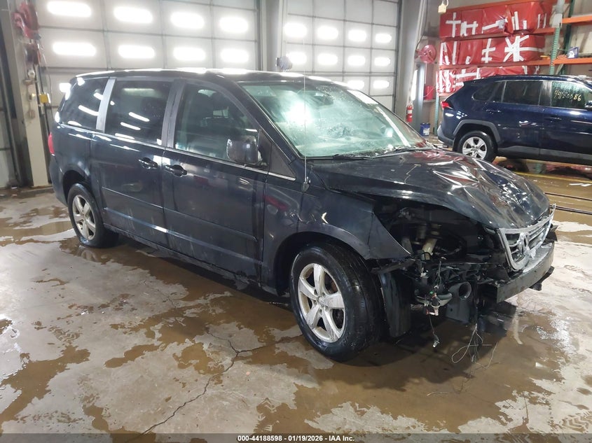 2V4RW3D19AR359936 VOLKSWAGEN ROUTAN Photo 1