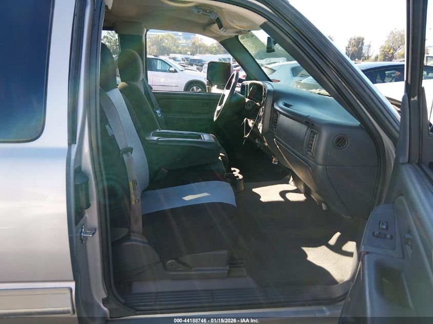 2004 Chevrolet Silverado 2500Hd Ls