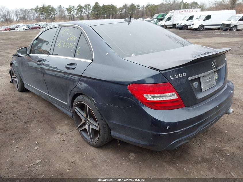 2012 Mercedes-Benz C 300 Luxury 4Matic/Sport 4Matic