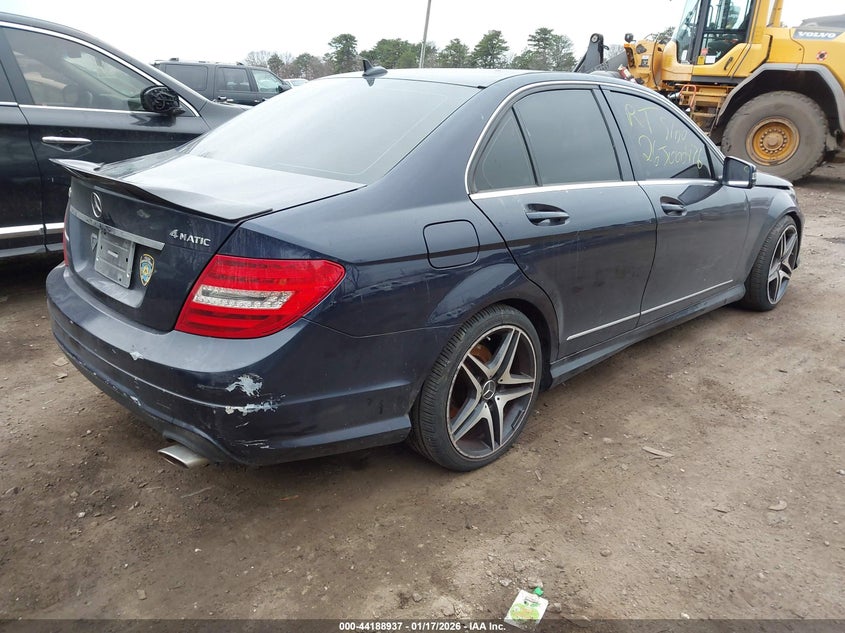 2012 Mercedes-Benz C 300 Luxury 4Matic/Sport 4Matic