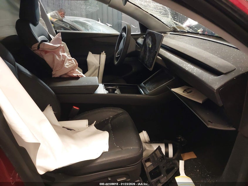 2026 Tesla Model Y Premium Rear-Wheel Drive/Standard Rear-Wheel Drive