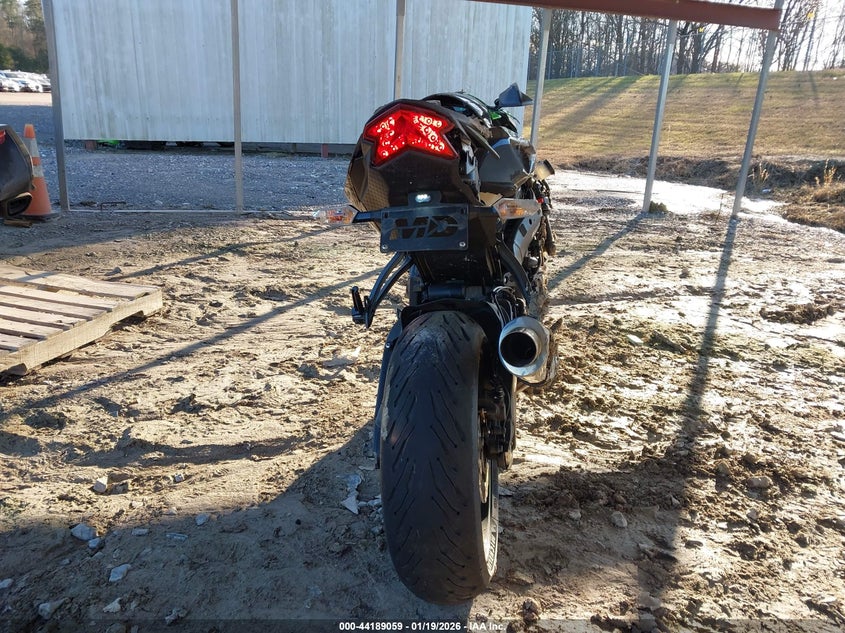VIN JKBZXJE10HA025244 2017 KAWASAKI ZX636 E