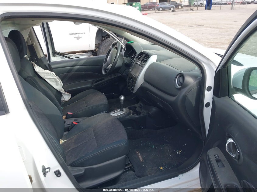 2019 Nissan Versa 1.6 Sv