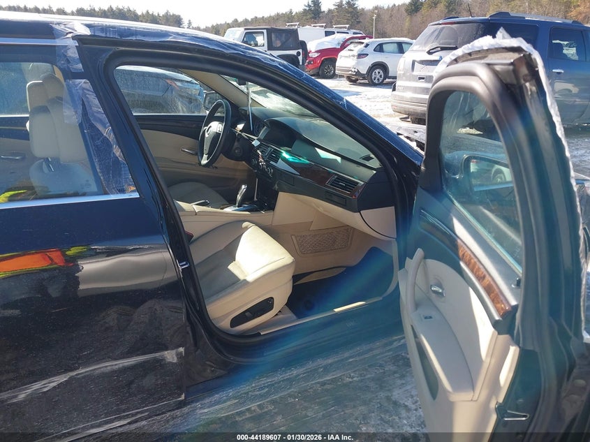 2010 BMW 528I xDrive