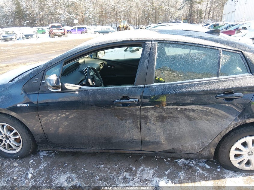 TOYOTA PRIUS - zdjęcie 14