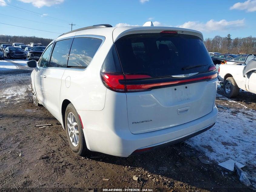 2022 Chrysler Pacifica Touring L