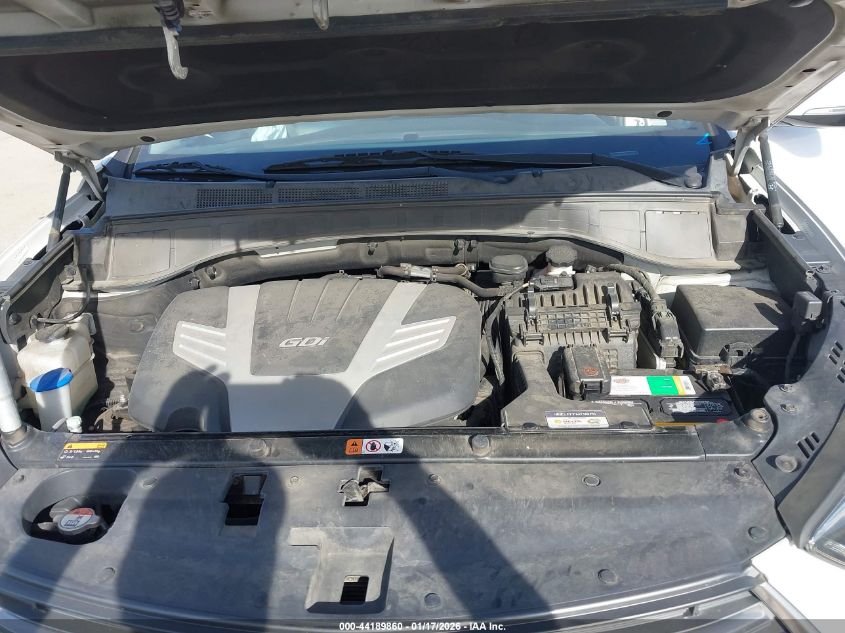 2017 Hyundai Santa Fe VIN: KM8SR4HF9HU179394 Lot: 44189860