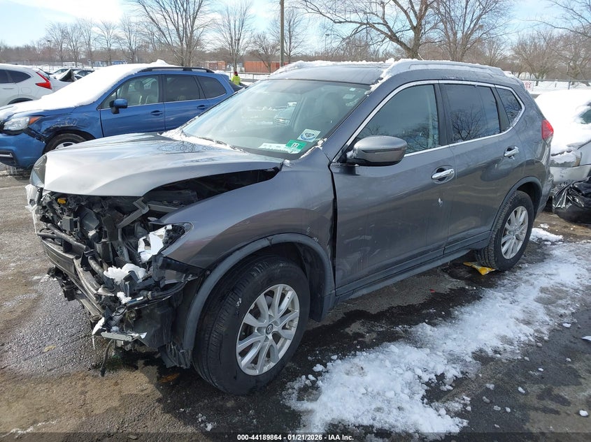 2018 Nissan Rogue Sv