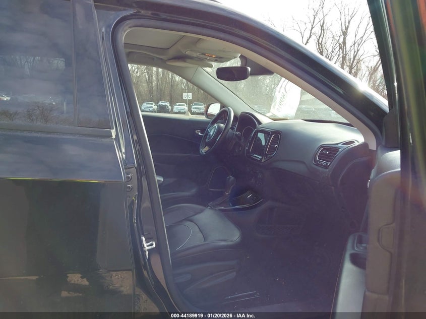 2018 Jeep Compass Limited Fwd