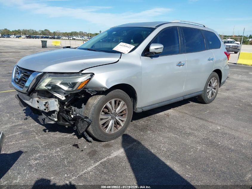 2017 Nissan Pathfinder Sv