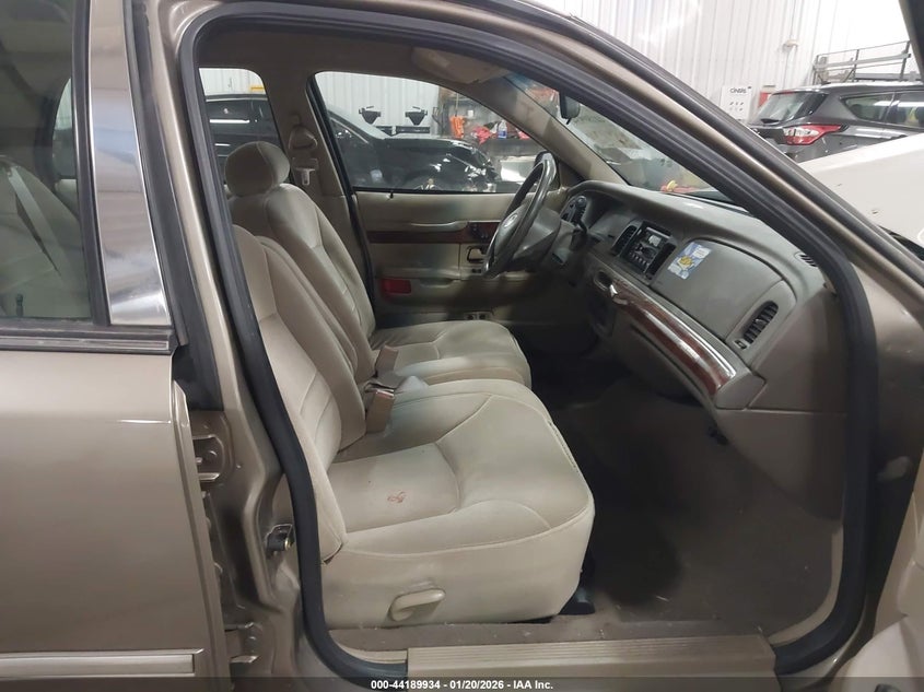 2002 Mercury Grand Marquis Gs