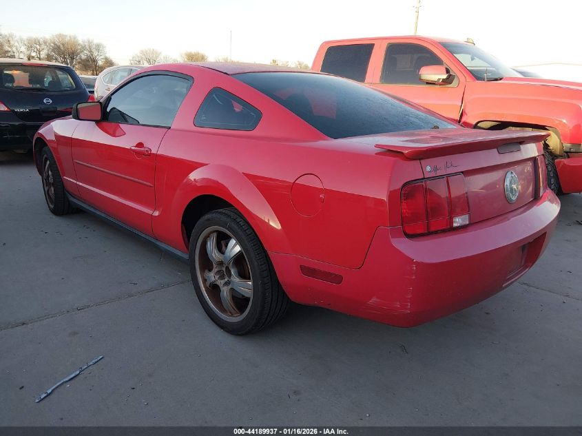 2007 Ford Mustang V6 Deluxe/V6 Premium