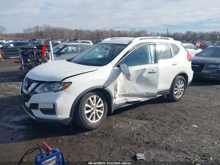 2017 Nissan Rogue Sv