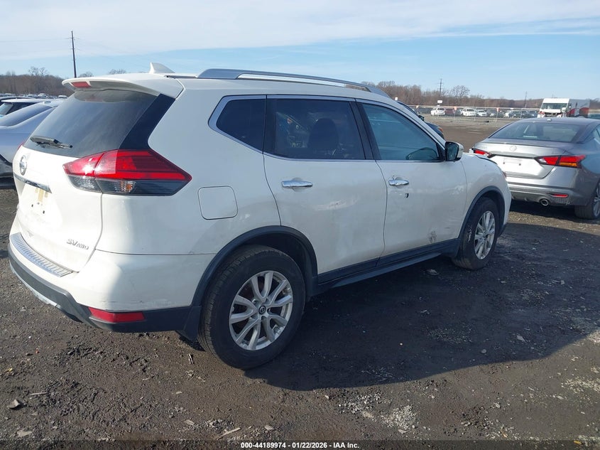 2017 Nissan Rogue Sv